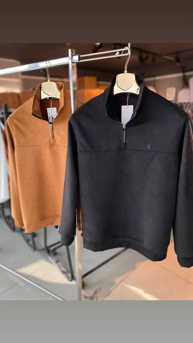 Ck-Suet-Tisort.webp Calvin Klein Yarım Fermuar Tişört - Görsel 1