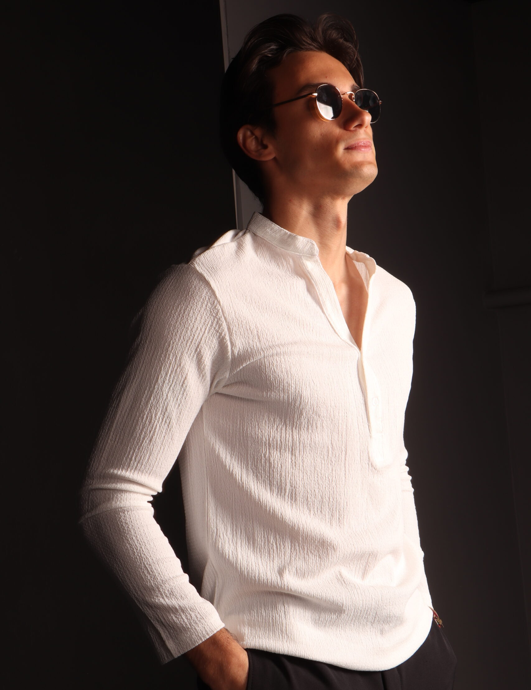 IMG_8700-scaled-e1731275247952.jpg Keten T-shirt - Görsel 1